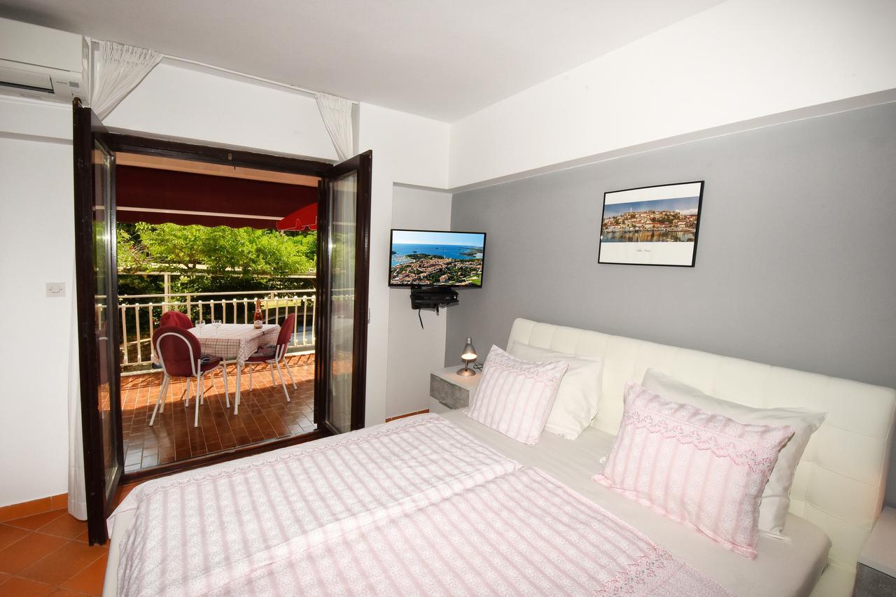 Apartment Sambris No 1 Vrsar Bagian luar foto