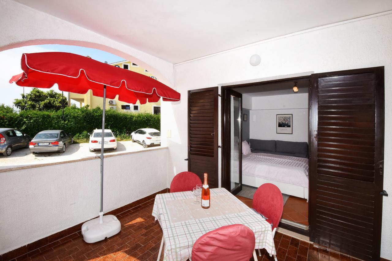Apartment Sambris No 1 Vrsar Bagian luar foto